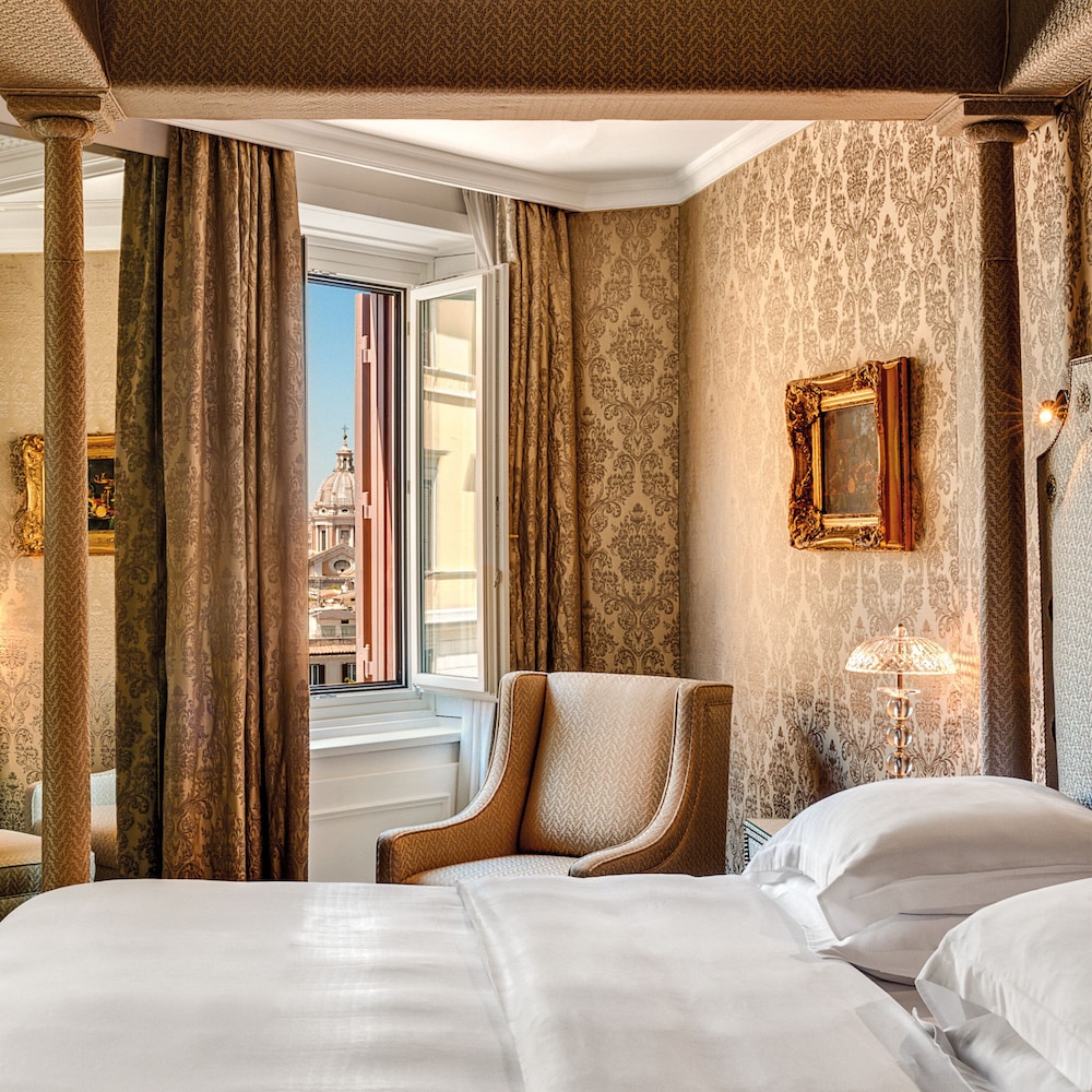 Deluxe Suite (Grand Forum)