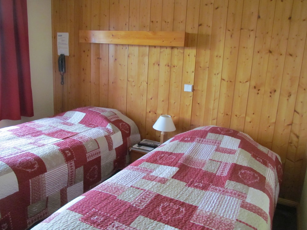 Comfort Triple Room