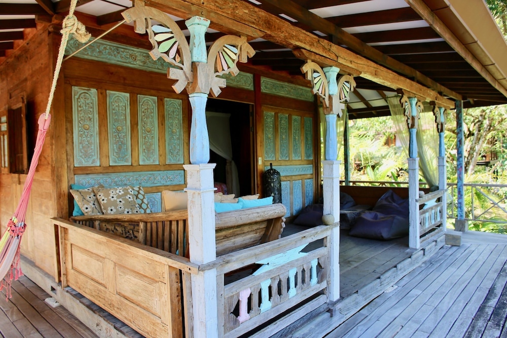 Comfort Cabin, 1 Queen Bed, Patio, Garden View