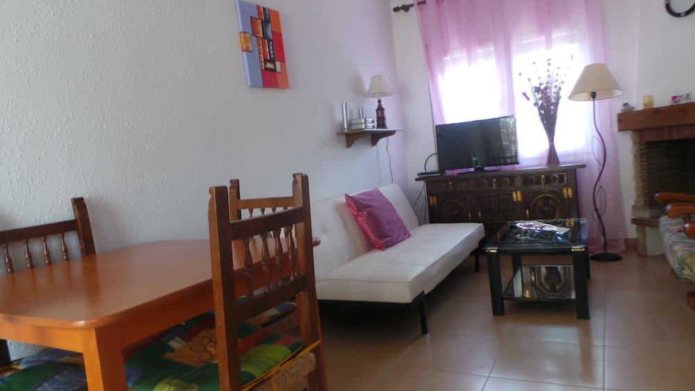 Apartment, 2 Bedrooms, Terrace photo 2
