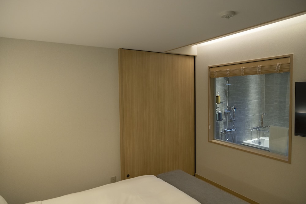 Superior River Twin Room, Non Smoking - Photo 16