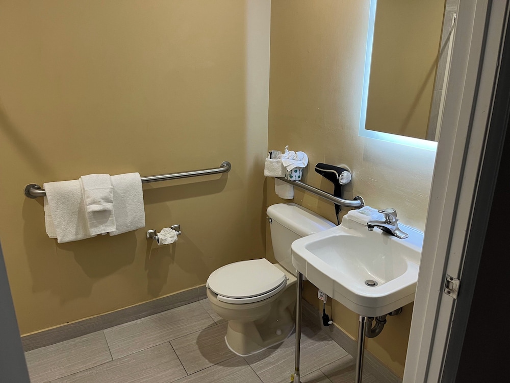 HomeTowne Studios & Suites by Red Roof Charlotte - Ballantyne, Billede 4