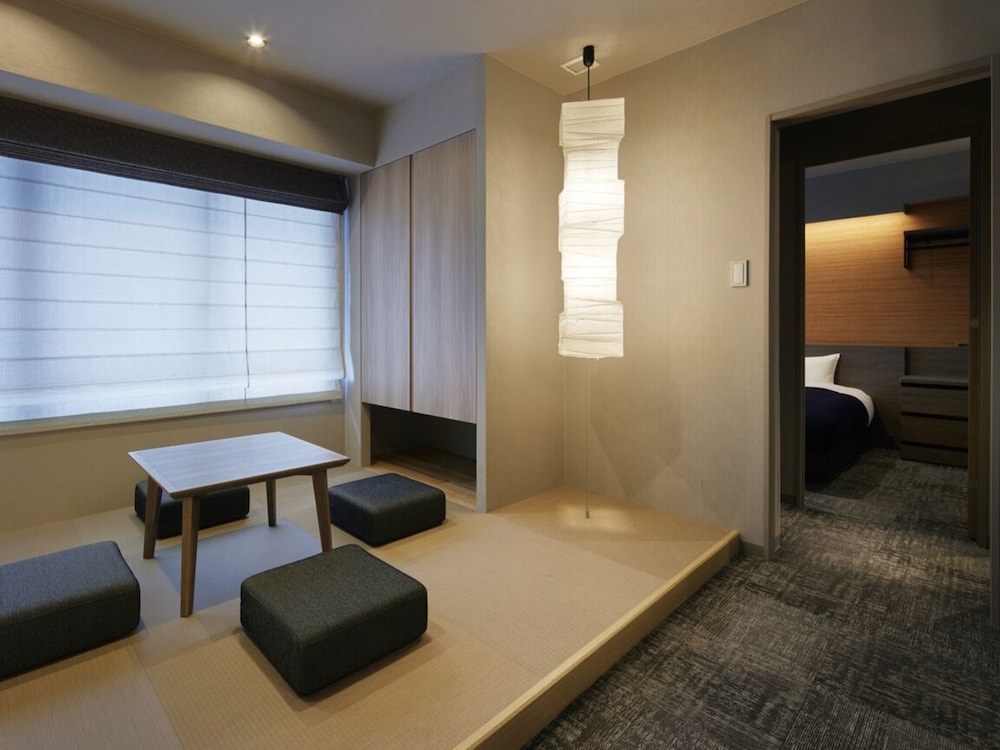 Deluxe Studio with 5beds (Balcony Access with Tatami Room), Non Smoking - Photo 1