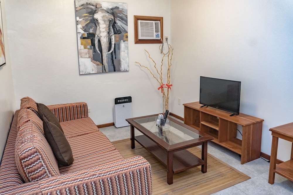 Deluxe Suite, 1 Bedroom, Ocean View photo 2