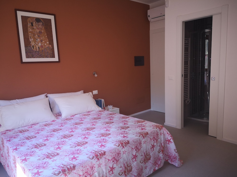 Superior Double or Twin Room, 1 Queen Bed, Private Bathroom, Garden View (Scrittore)