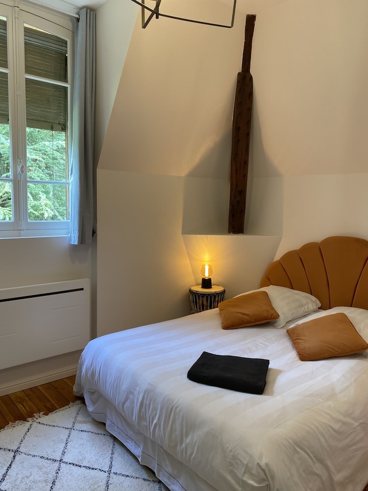 Superior Double Room, Ensuite, Garden View
