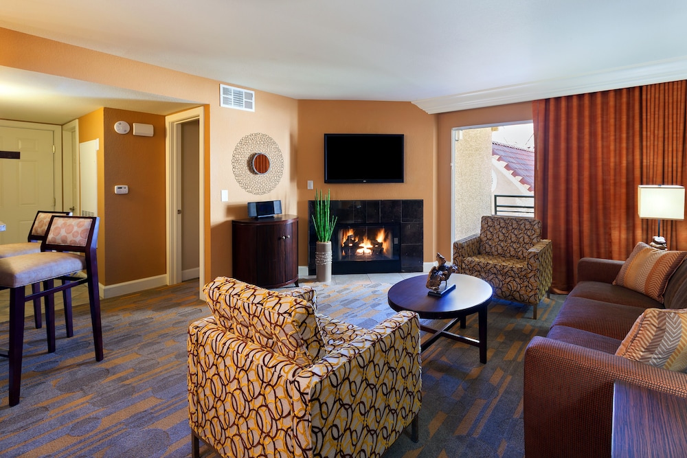 Room, 2 Bedrooms, Non Smoking - Photo 9