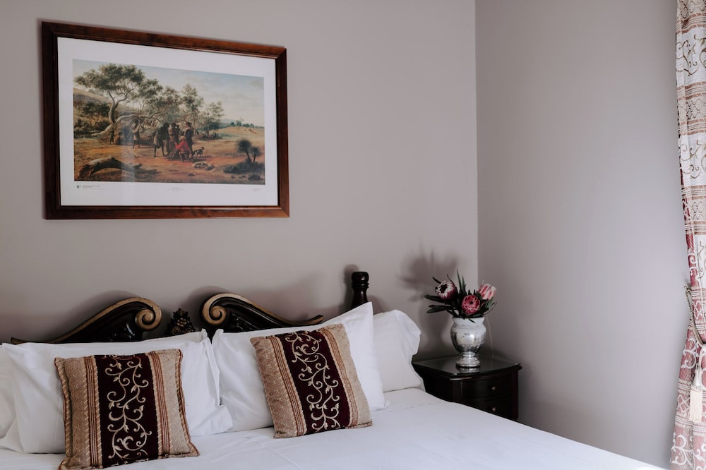 The Victorian Rooms (separate private bathroom) photo 3