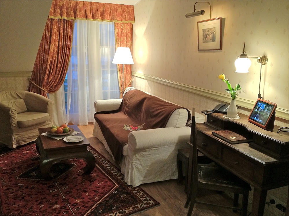 Junior Suite in the Carriage House photo 1