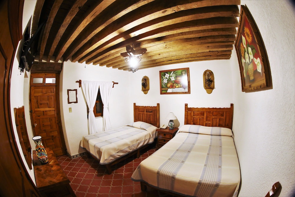 Classic Triple Room photo 3