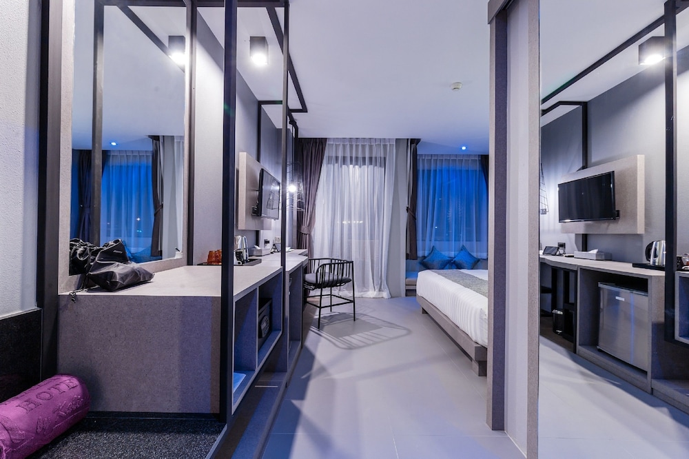 Deluxe Room, Balcony (Ma Refresh) - Photo 4