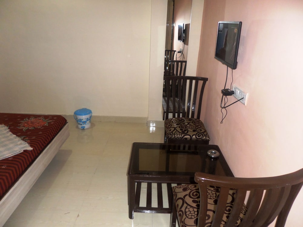Standard Room (Airconditioned)