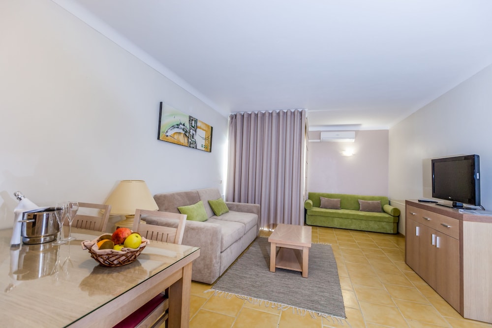 Available room