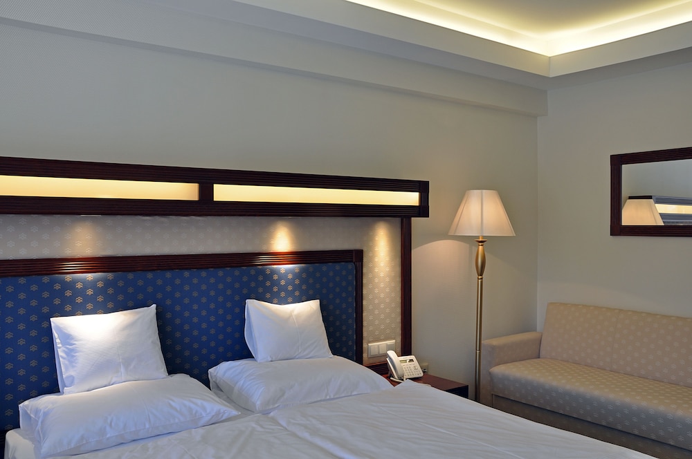 Superior Quadruple Room, 2 Bedrooms photo 3