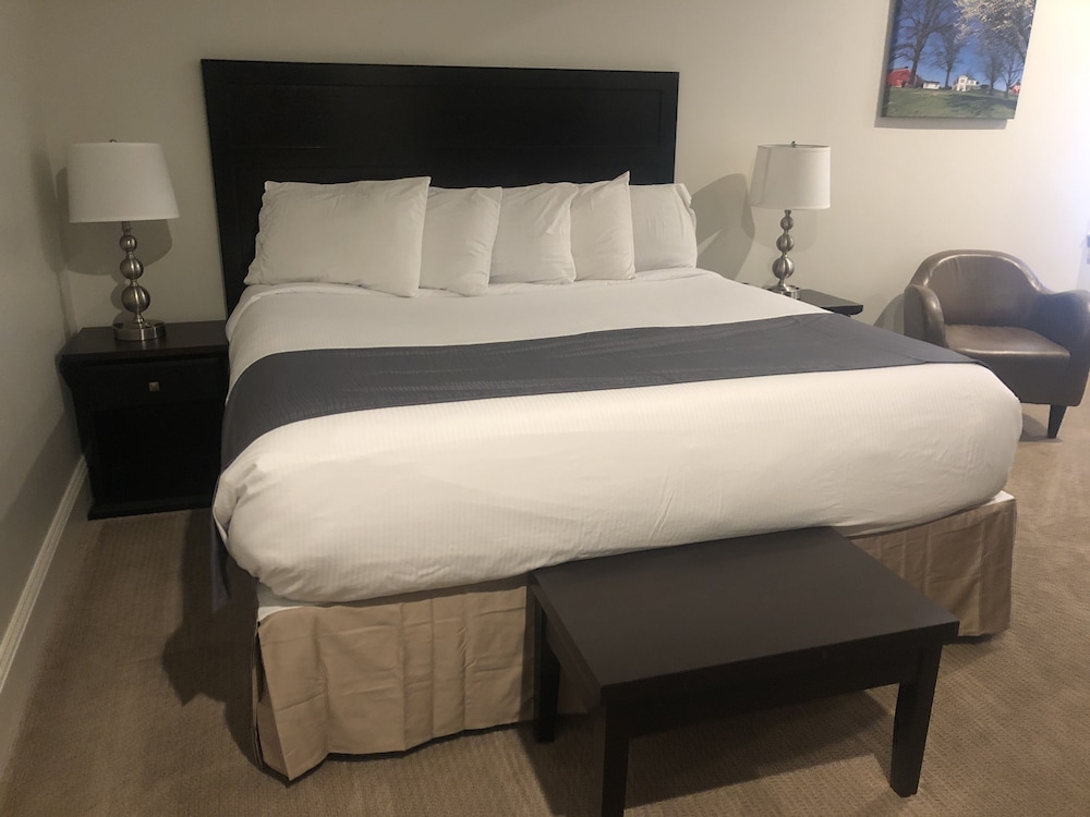 Standard Room, 1 King Bed