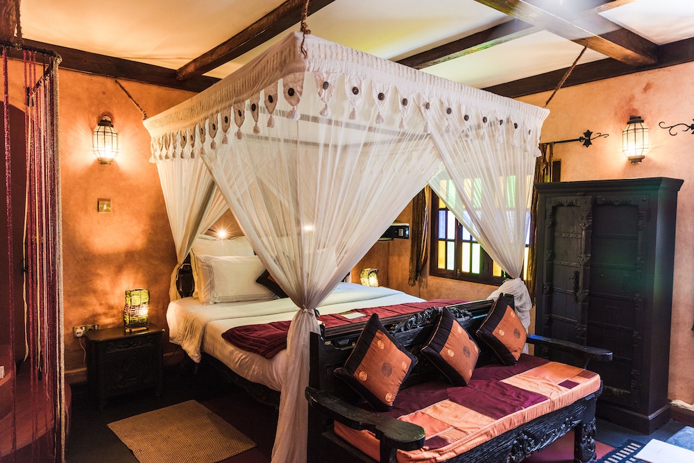 Signature Suite