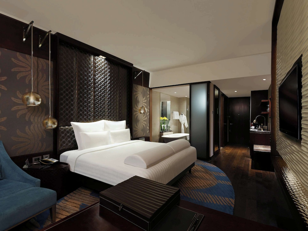Executive Room, 1 King Bed