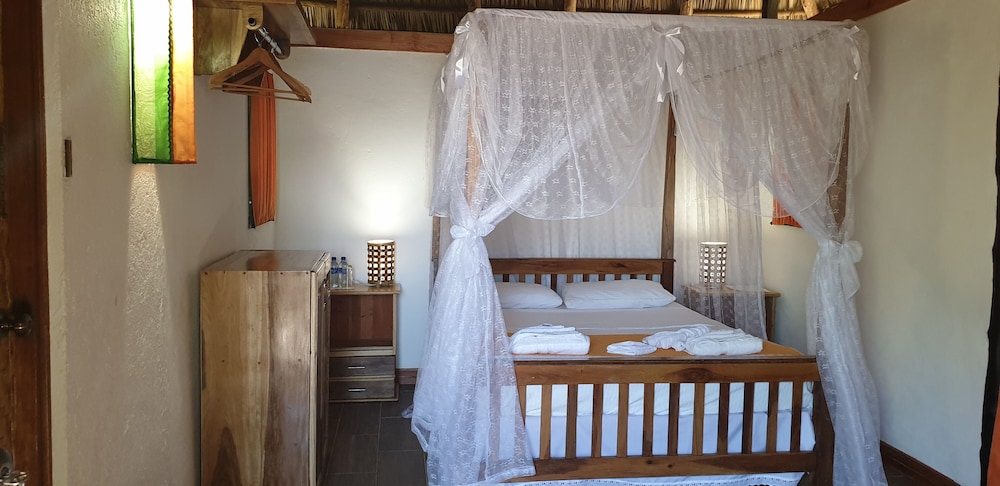 Basic Cabin photo 1