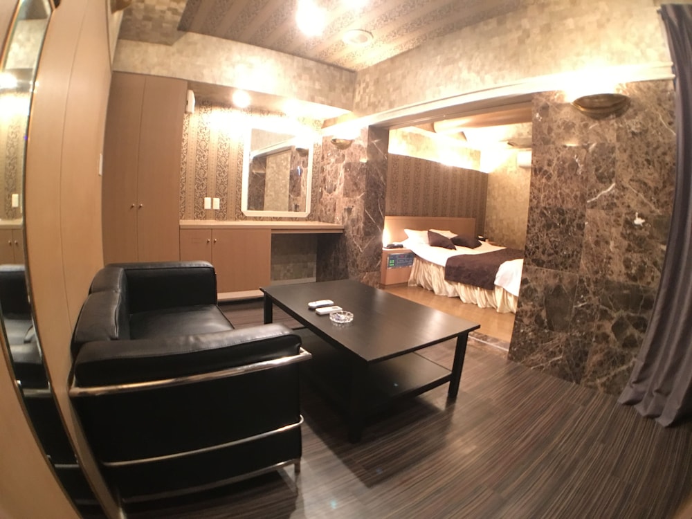 Basic Double Room - Photo 14
