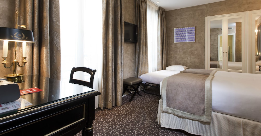 Deluxe Double Room photo 2