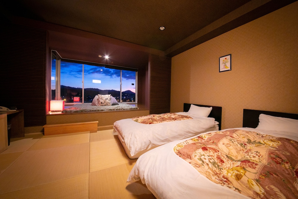 Japanese Style Suite, River View photo 2