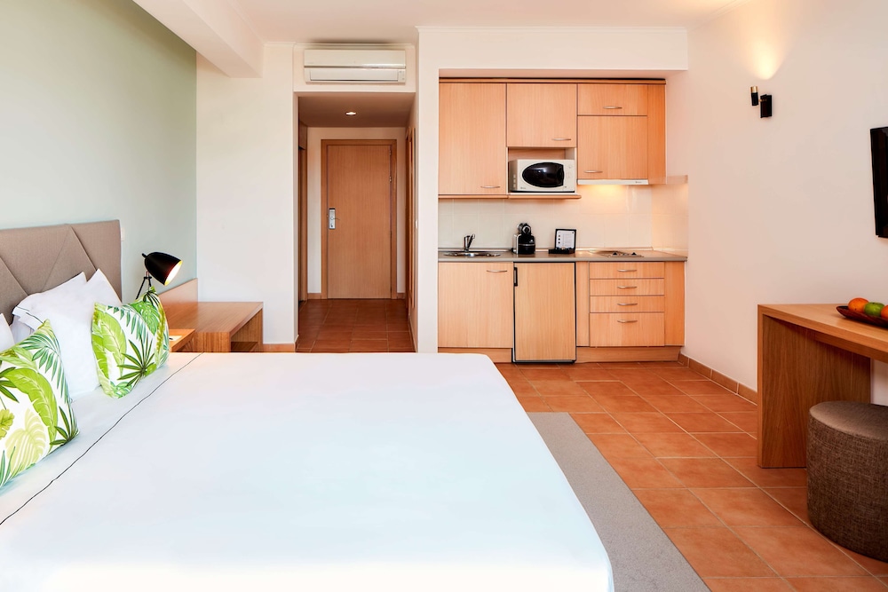 Family Room, Connecting Rooms (extrabed 3AD+3CH)