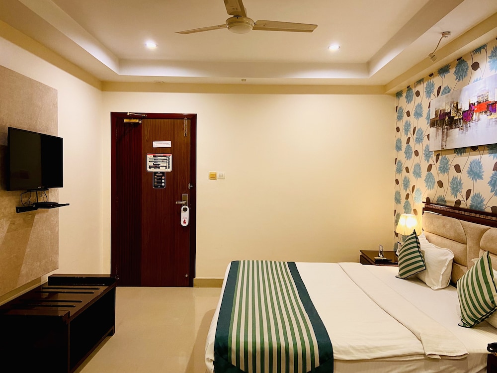 Executive Room - Photo 3