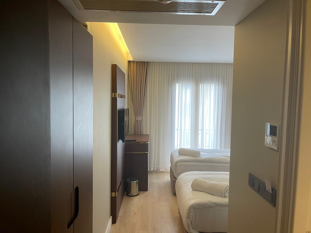 Deluxe Twin Room photo 1