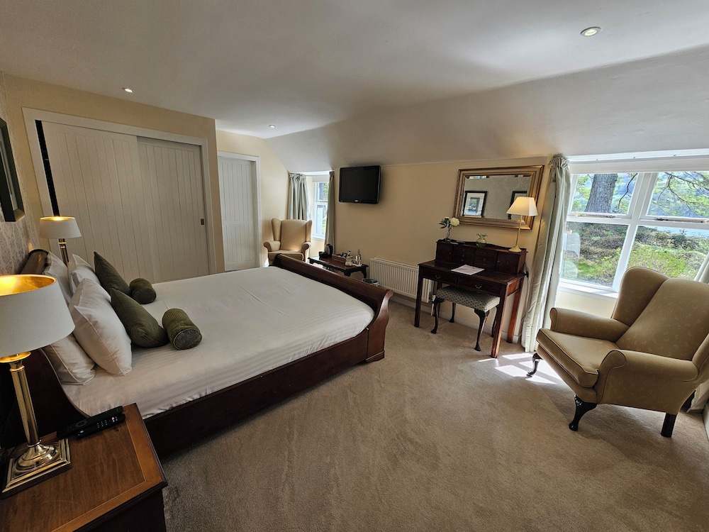Comfy King Room - Photo 3
