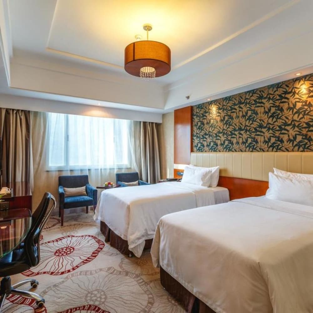Superior Twin Room photo 2