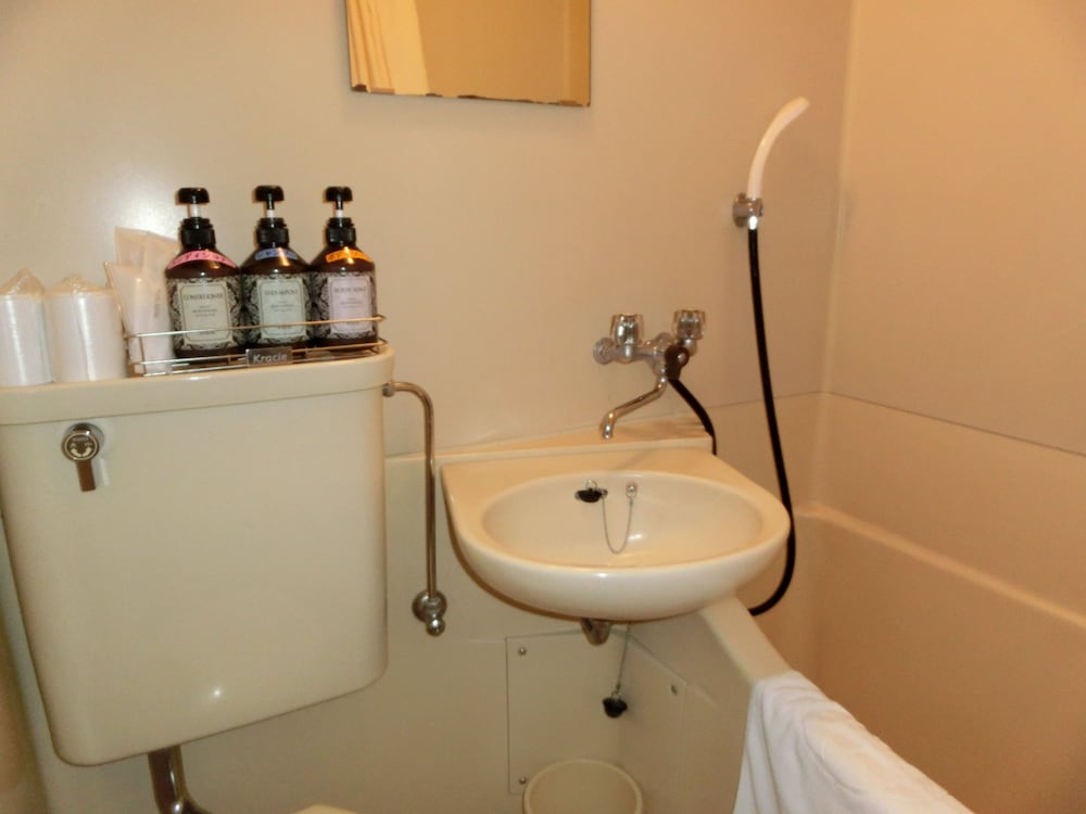 Single Room, Non Smoking photo 3