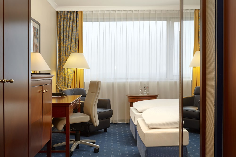 Comfort Room - Photo 2