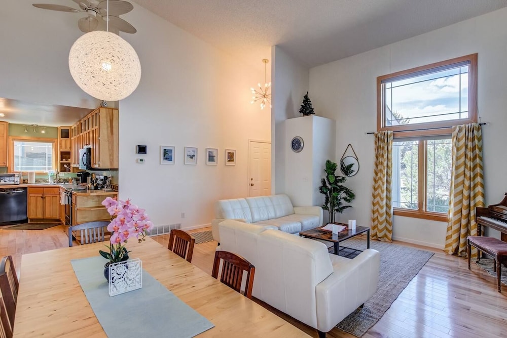 House (4 Bedrooms) photo 1