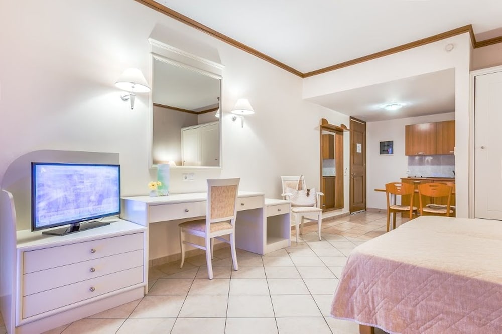 Double Room, Sea View - Photo 4