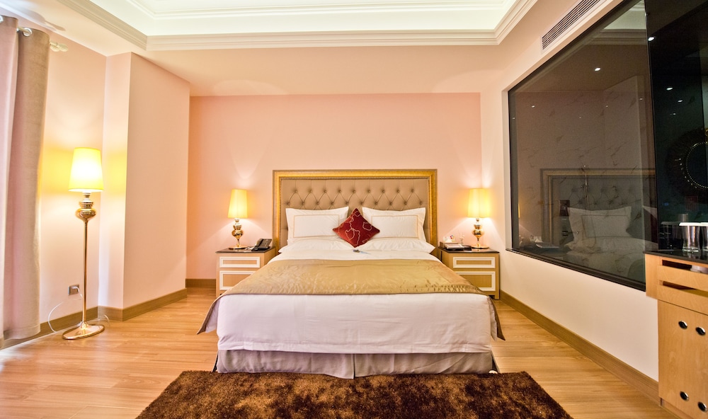 Deluxe Double Room photo 3