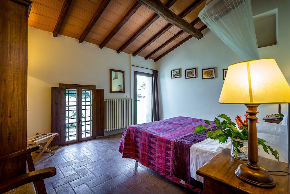 Family Apartment, 2 Bedrooms, Non Smoking, Annex Building photo 2