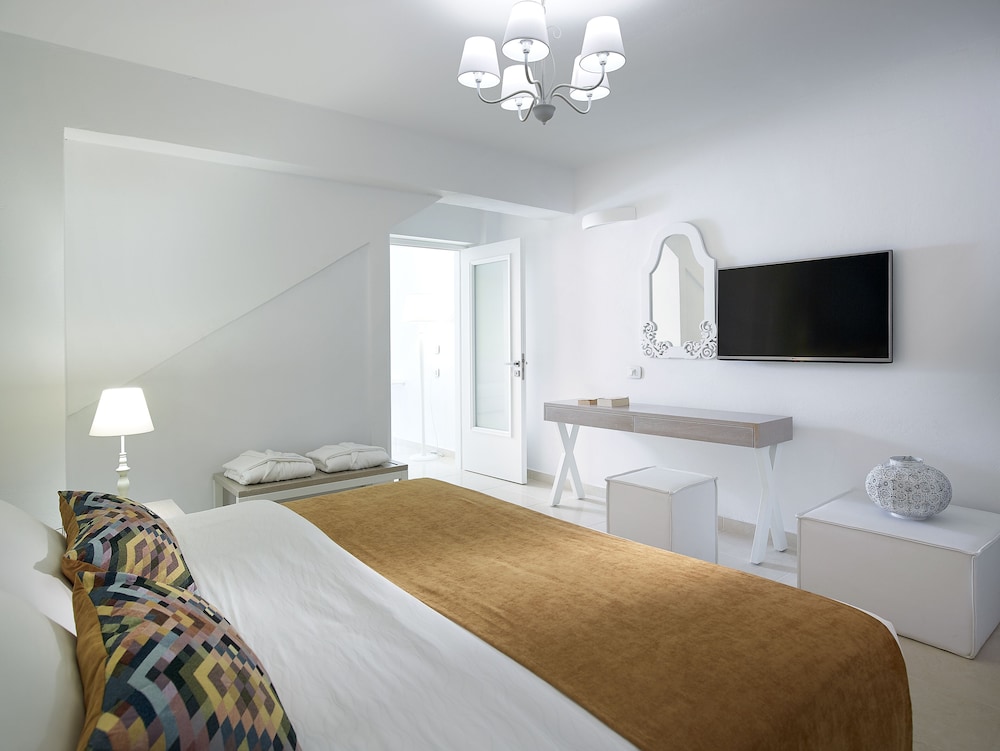 Grand Suite, 2 Bedrooms, Garden View (Family)