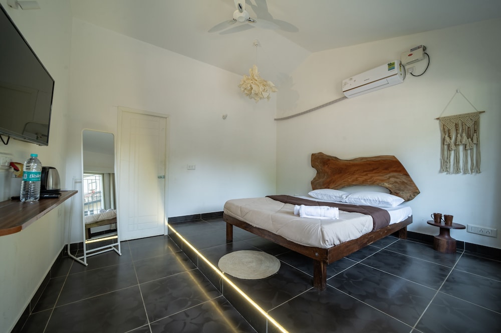 Daffodil - Premium Room photo 3