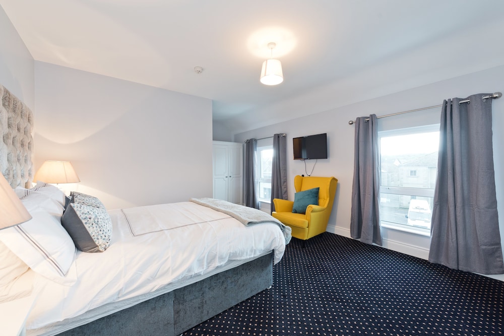 Double Ensuite - Room 5 photo 2