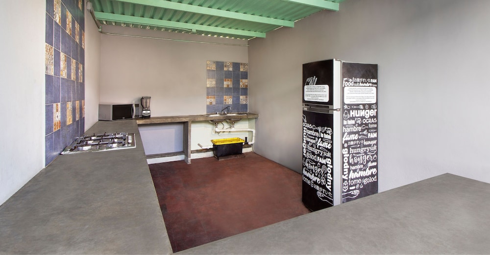 Comfort Quadruple Room, 1 Bedroom, Private Bathroom (Private Room) - Photo 6