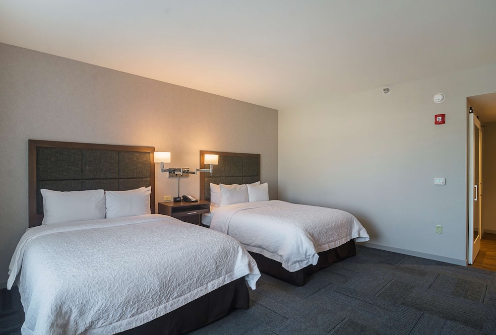 Room, 2 Queen Beds, Accessible (Roll In Shower, Mobility)