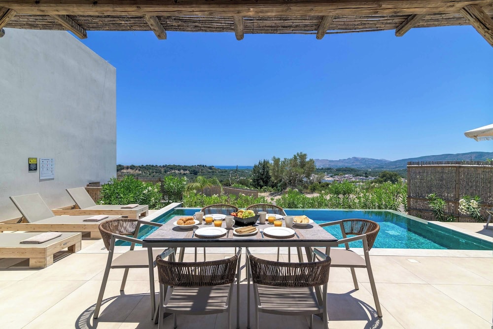 Villa (3 Bedrooms)