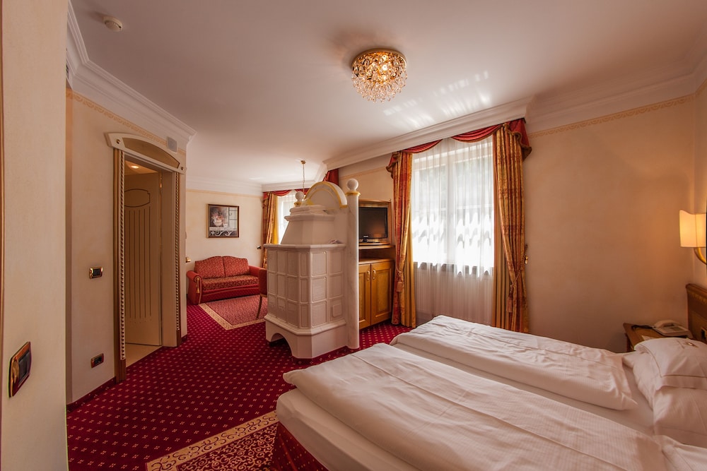 Exclusive Double Room, 1 Bedroom, Refrigerator photo 1