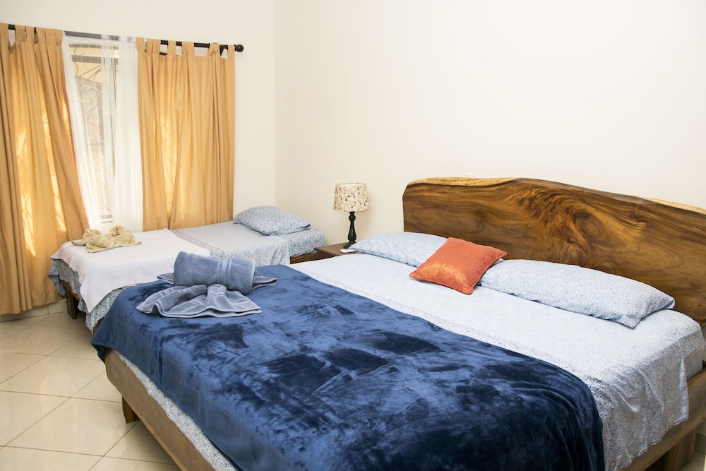 Standard Triple Room, 1 Bedroom, Garden Area