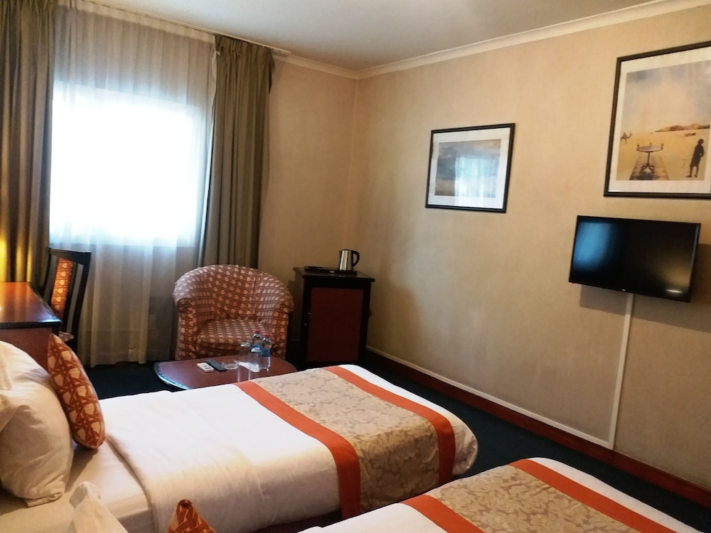 Deluxe Twin Room photo 2