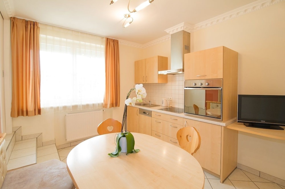 Comfort Apartment, 2 Bedrooms, Non Smoking, Balcony photo 3