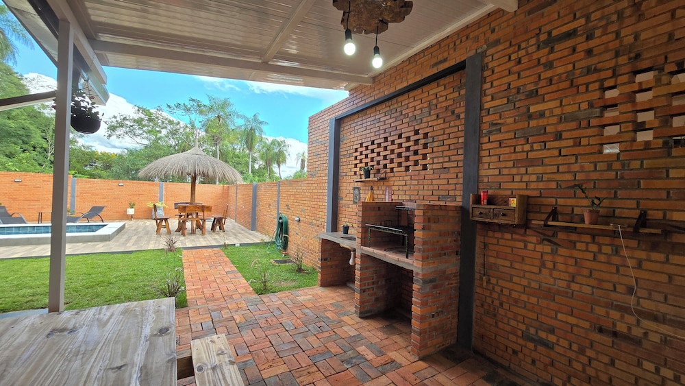 Luxury House, 2 Bedrooms, Air conditioning, Pool View
