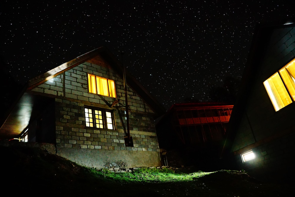 Duplex Hut photo 2