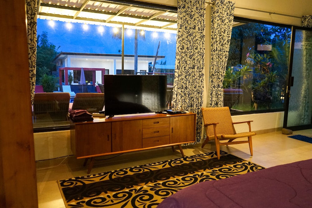 Economy Room photo 3