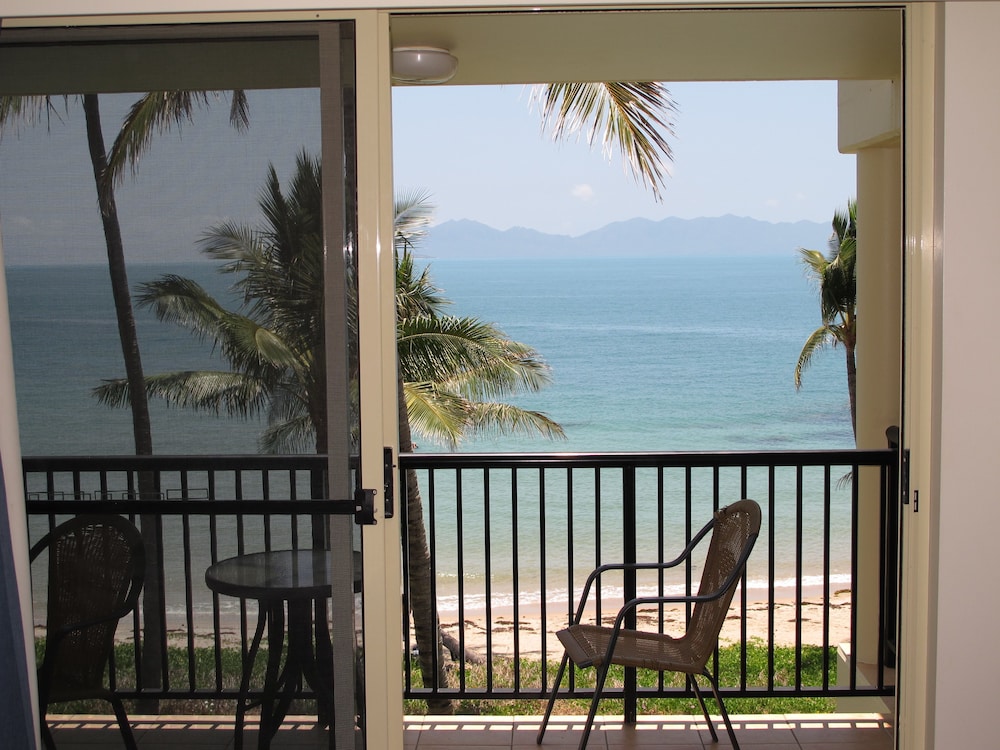 Premium Apartment, 1 Bedroom, Beach View photo 2